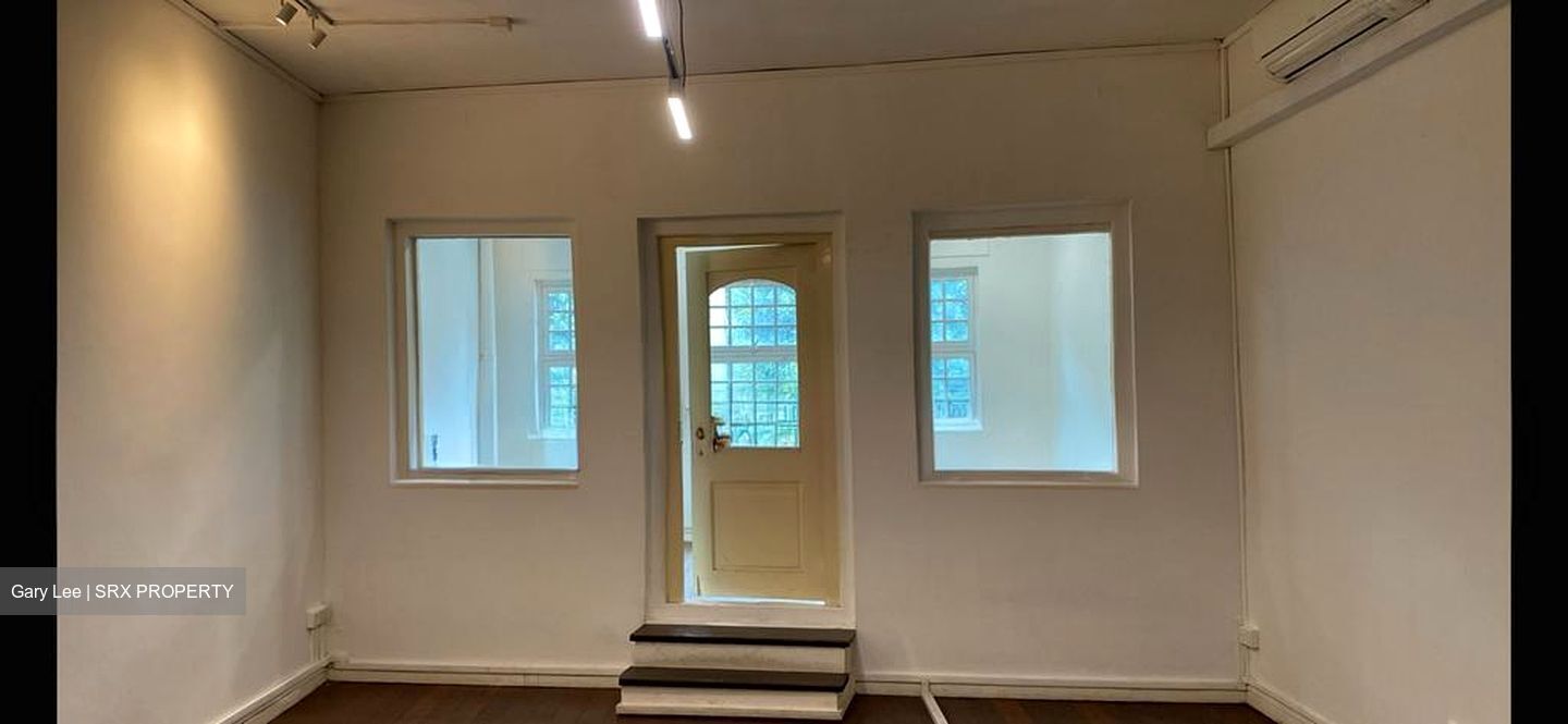 South Bridge Road (D1), Office #567485371